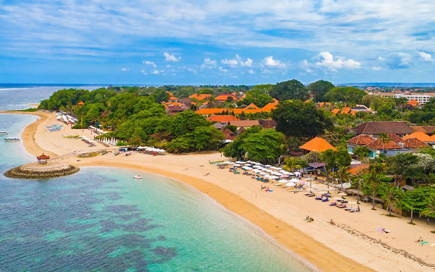 Pantai Sanur, Tempat Ideal untuk Bersantai dan Bersepeda Pagi
