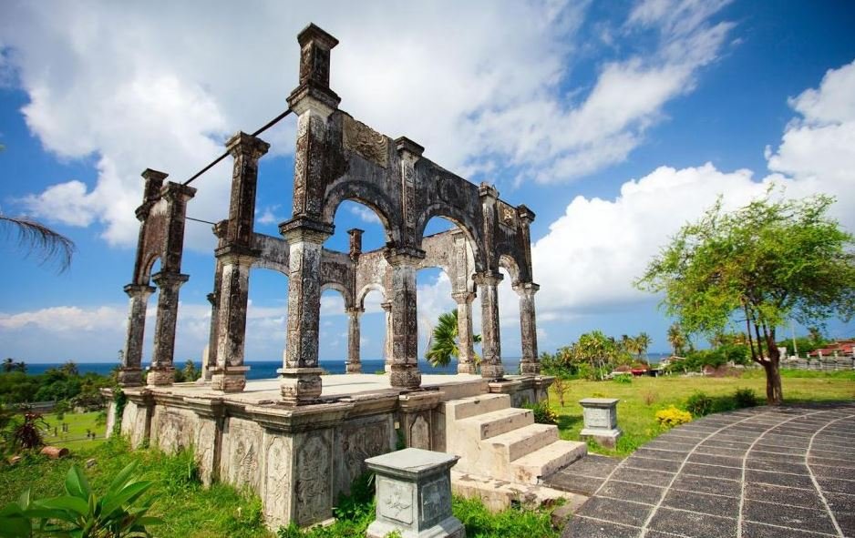 Taman Ujung Photography and Exploration