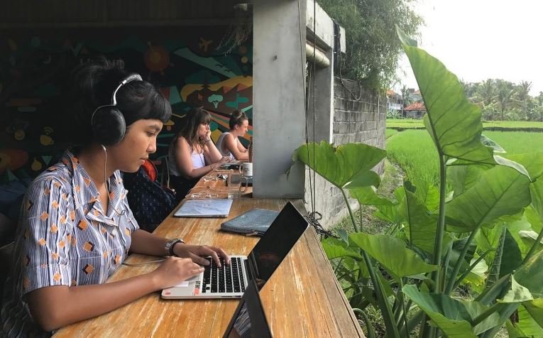 A Digital Nomad’s Workweek in Bali Behind the Scenes