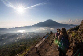 Bukit Batu Madeg Songan Sunrise with a View of Mount Batur