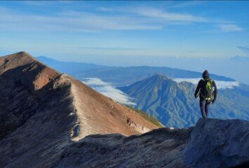 Exploring the Spiritual Side of Mount Agung
