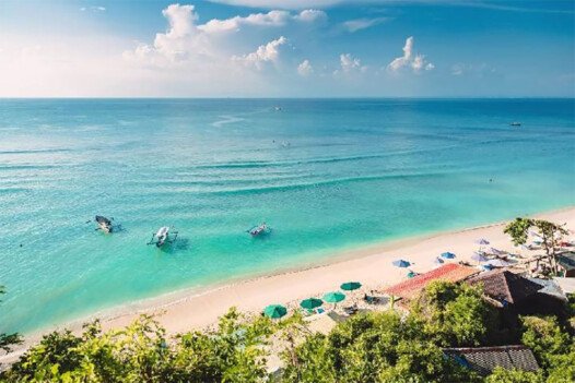 First-Time Bali Visitors’ Guide: 6 Tips to Enjoy Iconic Beaches