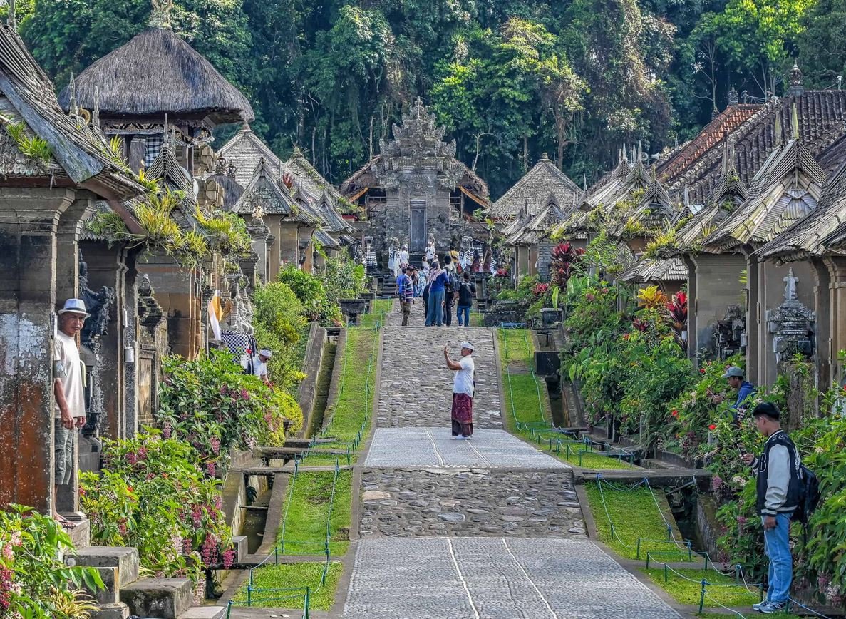 How to Travel Between Bali’s Best Villages Without a Guide