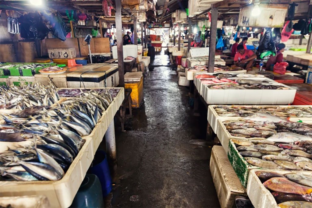 Jimbaran Seafood Market & Galleries