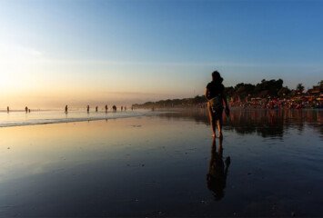 Late-Morning-Seminyak-Beach