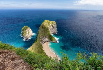 Nusa Penida’s Kelingking Beach