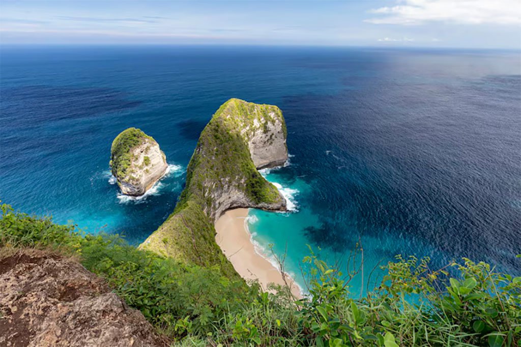 Nusa Penida’s Kelingking Beach