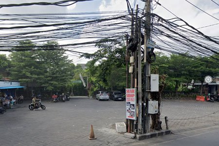 Seminyak Car Park