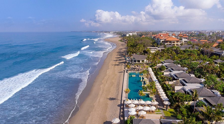 Seminyak Sophistication Meets the Sea