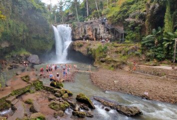 Tegenungan Waterfall
