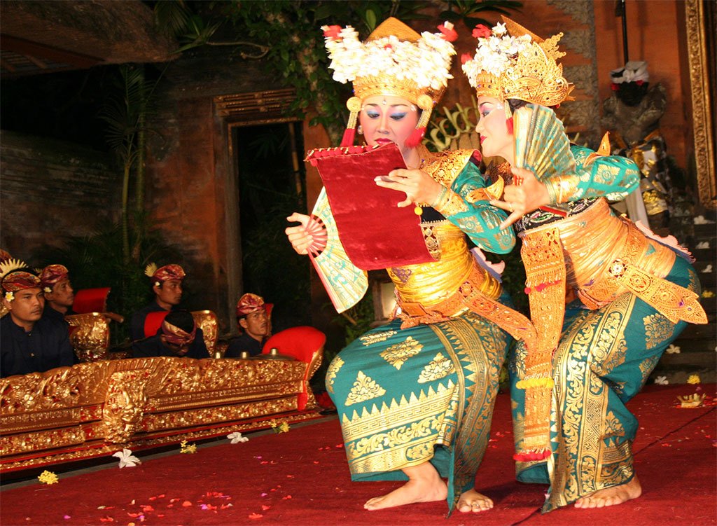 Traditional Balinese Dance and Drama Performances