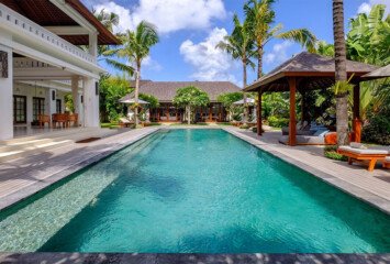 Villa Tjitrap Seminyak