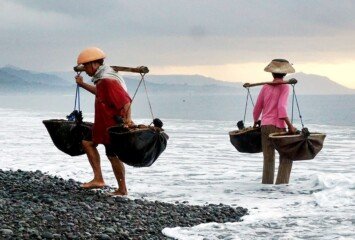 Visiting Bali’s Salt Farms A Forgotten Tradition
