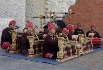 Where to Watch Traditional Balinese Gamelan Performances