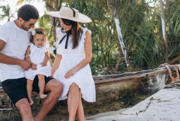 sales with baby in bali