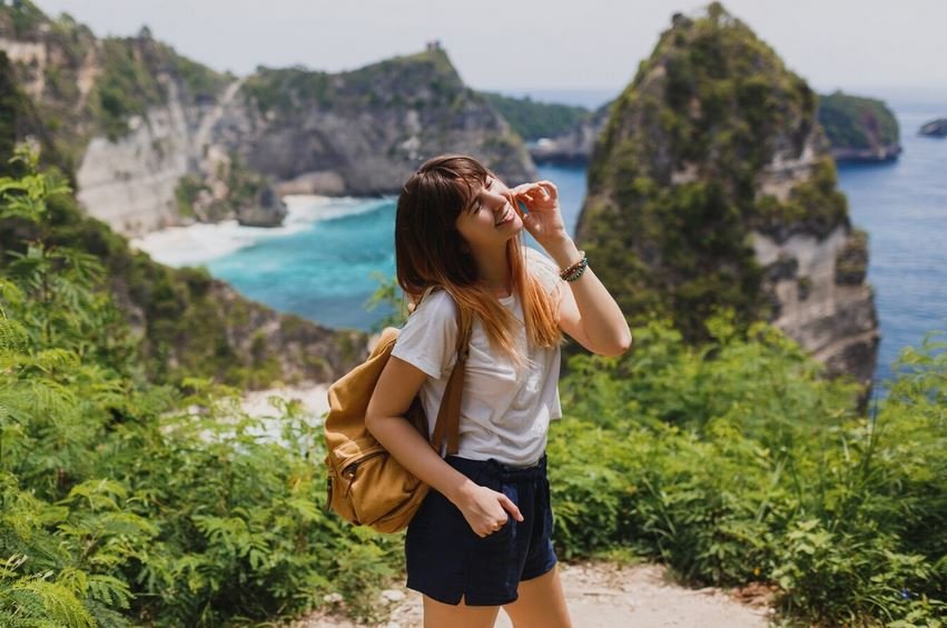 woman travel bali