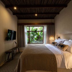 Vila 4-Kamar Tidur di Canggu – Pesona Unik Bertemu Kemewahan Modern - BVI56244