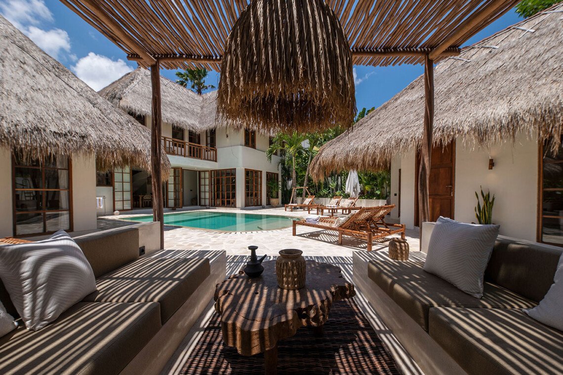 Vila 4-Kamar Tidur di Canggu – Pesona Unik Bertemu Kemewahan Modern - BVI56244