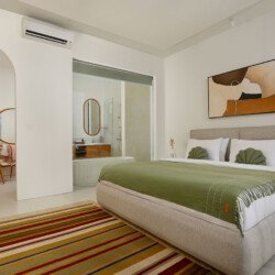 Vila 4 Kamar Tidur yang Tenang di Tengah Canggu, Bali - BVI56206 (1)