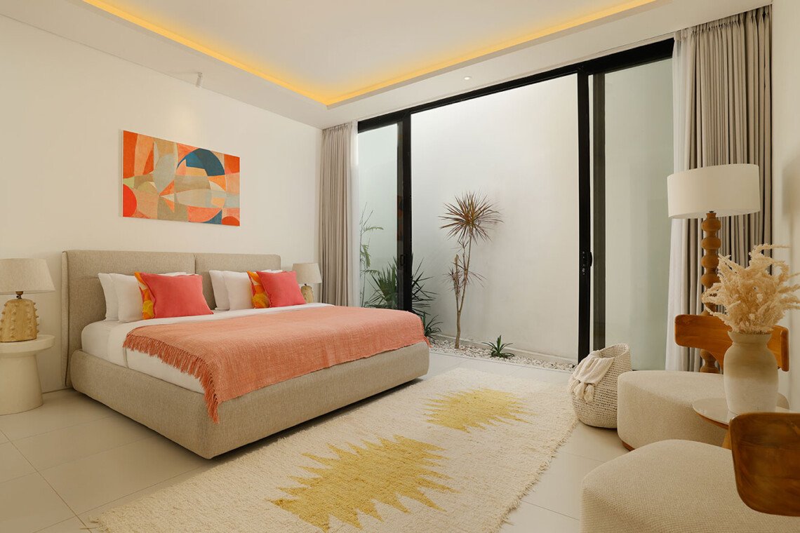 Vila 4 Kamar Tidur yang Tenang di Tengah Canggu, Bali - BVI56206 (1)
