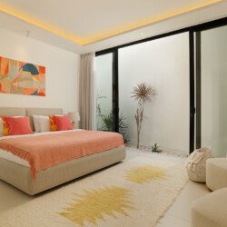 Vila 4 Kamar Tidur yang Tenang di Tengah Canggu, Bali - BVI56206 (1)
