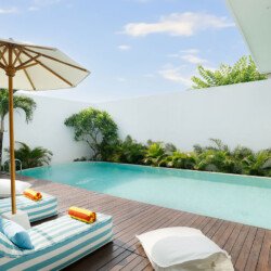 Vila 4 Kamar Tidur yang Tenang di Tengah Canggu, Bali - BVI56206 (1)