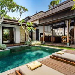 Retret Mewah 3 Kamar Tidur di Canggu, Bali – BVI56035