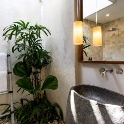 Retret Mewah 3 Kamar Tidur di Canggu, Bali – BVI56035