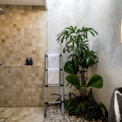 Retret Mewah 3 Kamar Tidur di Canggu, Bali – BVI56035