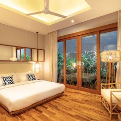 Vila Tropis 3-Kamar Tidur dengan Kolam Renang Pribadi di Canggu, Bali – BVI38018