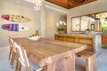 Vila Tropis 3-Kamar Tidur dengan Kolam Renang Pribadi di Canggu, Bali – BVI38018