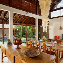 Vila Tropis 3-Kamar Tidur dengan Kolam Renang Pribadi di Canggu, Bali – BVI38018
