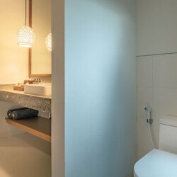 Vila Tropis 3-Kamar Tidur dengan Kolam Renang Pribadi di Canggu, Bali – BVI38018