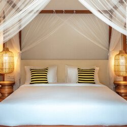 Vila Tropis 3-Kamar Tidur dengan Kolam Renang Pribadi di Canggu, Bali – BVI38018