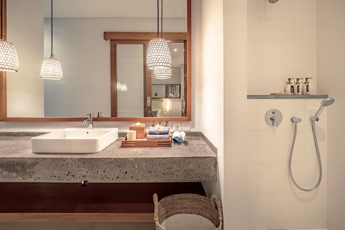 Vila Tropis 3-Kamar Tidur dengan Kolam Renang Pribadi di Canggu, Bali – BVI38018