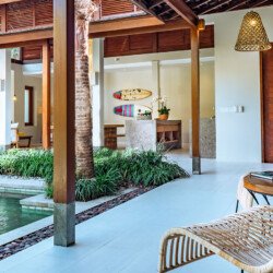 Vila Tropis 3-Kamar Tidur dengan Kolam Renang Pribadi di Canggu, Bali – BVI38018