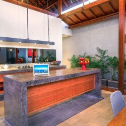 Villa Nyaman 3 Kamar Tidur di Canggu, Bali – BVI56069