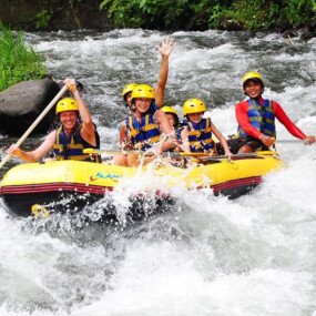 bali telaga waja rafting