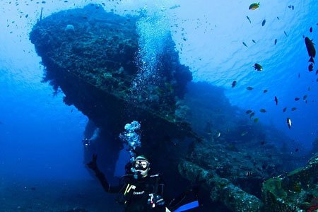 Amed’s Japanese Shipwreck