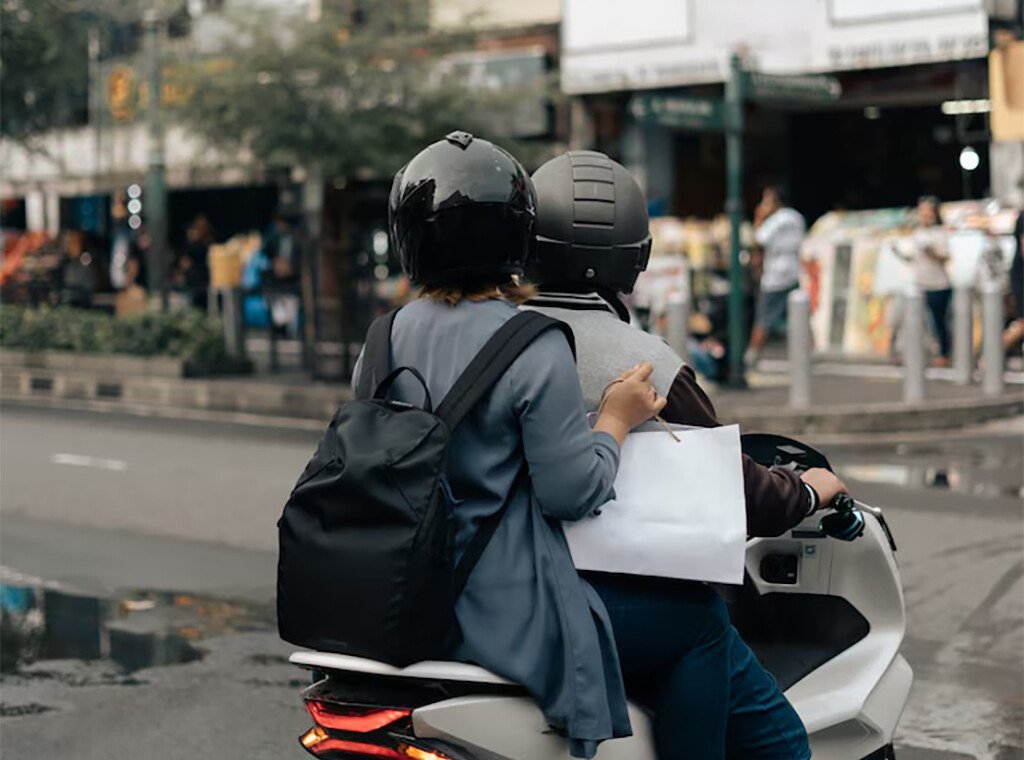 Avoid Travel Trouble 7 Safety Tips for Exploring Bali by Scooter or Taxi