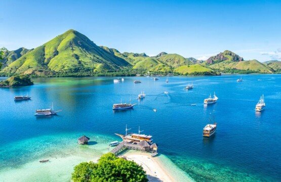 Best Island Hopping Trips from Bali A Comprehensive Guide