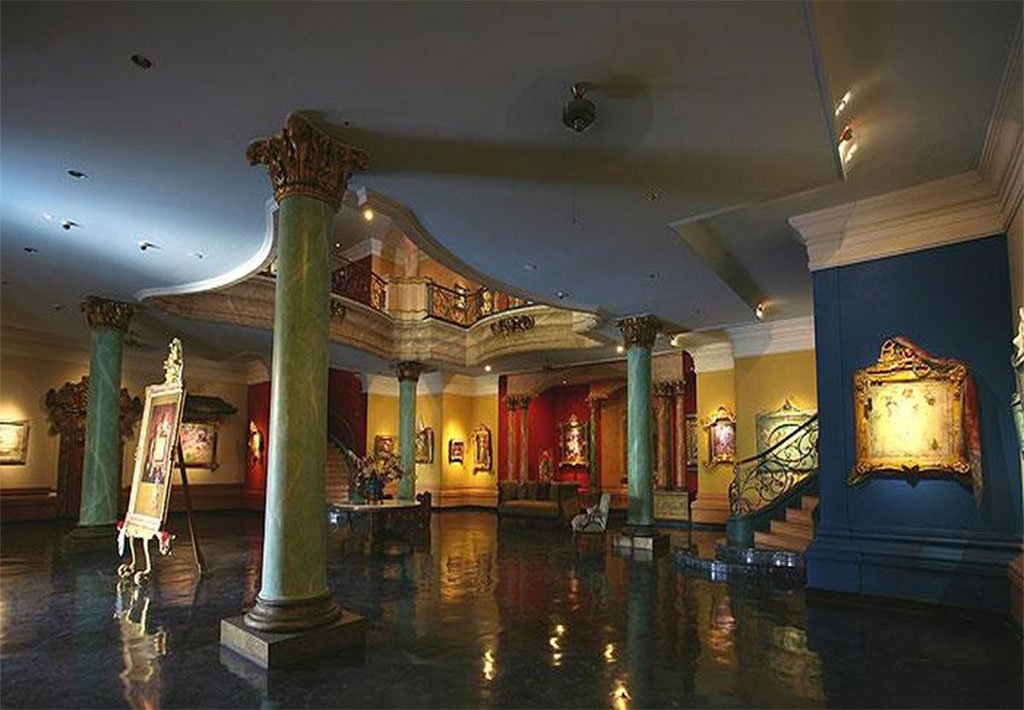 Blanco Renaissance Museum A Singular Vision