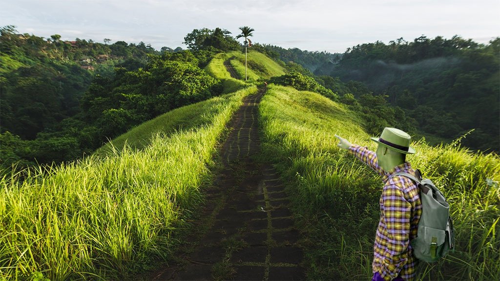 Campuhan-Ridge-Walk-to-Hidden-Waterfalls-–-Serenity-&-Surprise