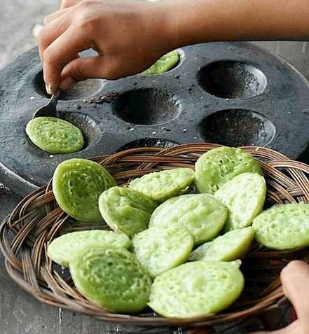 Jaja Laklak – Coconut Pancakes with Palm Sugar Syrup