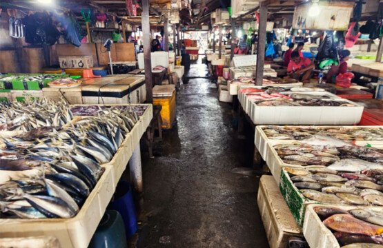 Jimbaran Seafood Market & Galleries