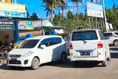 Nusa Penida: Private Car Hire with Driver