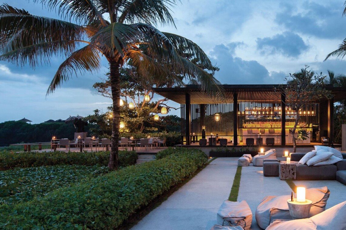 Ombak Bar and Lounge – Soori Bali