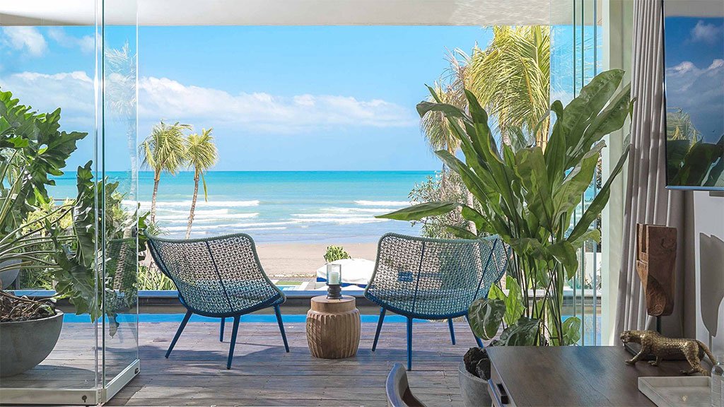 Private Beachfront Villas in Bali