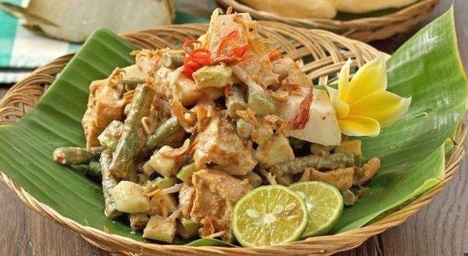 Tipat Cantok Bali
