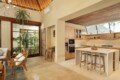 Villa Grasshopper